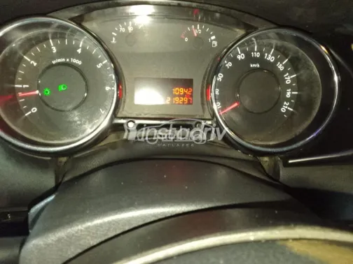 بيجو 3008 2015 موكا مستعملة للبيع - 9