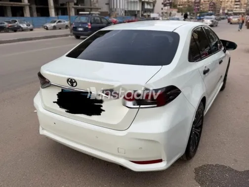 Toyota Corolla 2019 White Used for Sale - 2