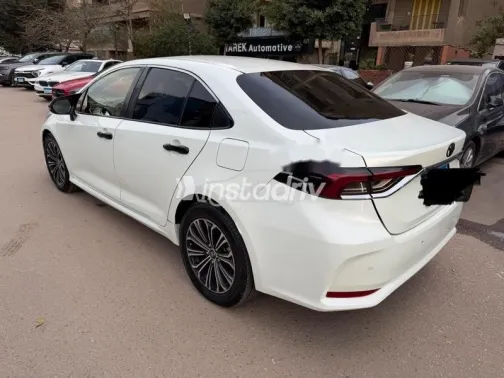 Toyota Corolla 2019 White Used for Sale - 5