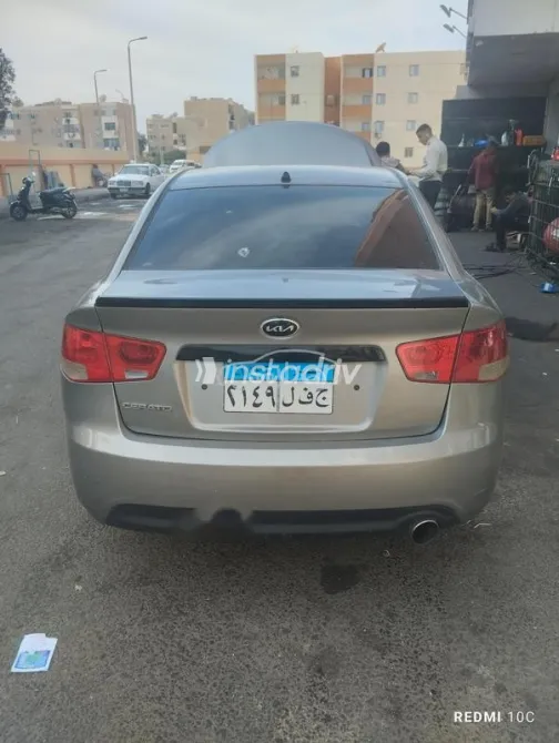 Kia Cerato 2012 Silver Used for Sale - 2