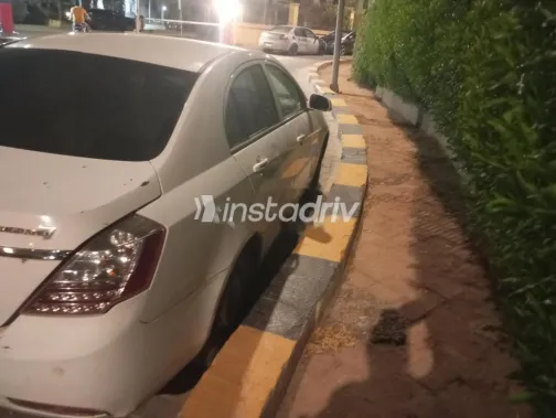 جيلي امجراند 7 2014 أبيض مستعملة للبيع - 2