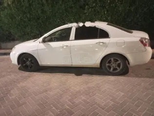 جيلي امجراند 7 2014 أبيض مستعملة للبيع