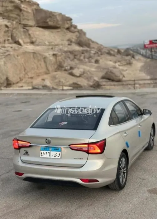 ام جى 5 2021 ذهبي مستعملة للبيع - 1