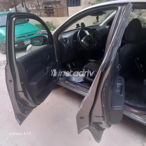 نيسان صنى 2021 أبيض مستعملة للبيع - 3