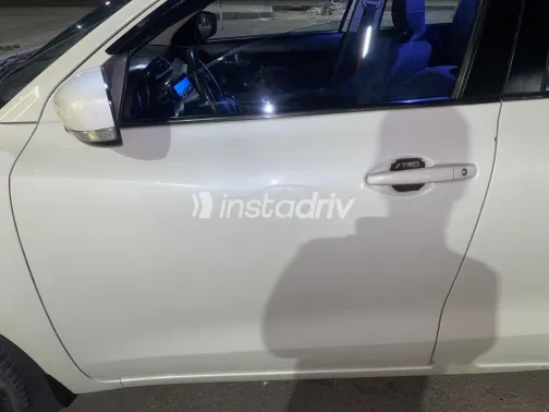 سوزوكى سويفت ديزاير 2021 أبيض مستعملة للبيع - 3