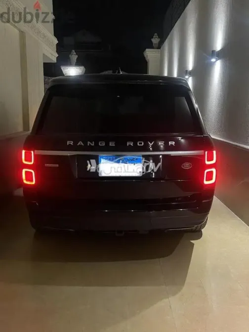 لاند روفر رنج روفر فوج 2019 أسود مستعملة للبيع - 6