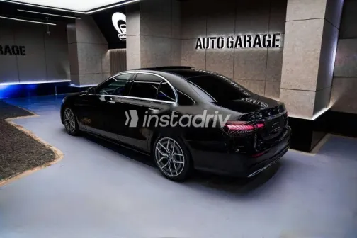 Mercedes E 200 2021 Black Used for Sale - 9