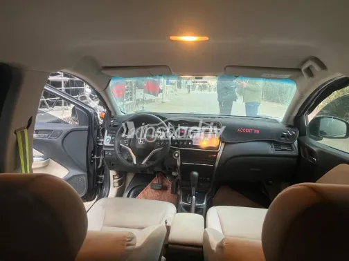 Honda City 2016 Eggplant Used for Sale - 3