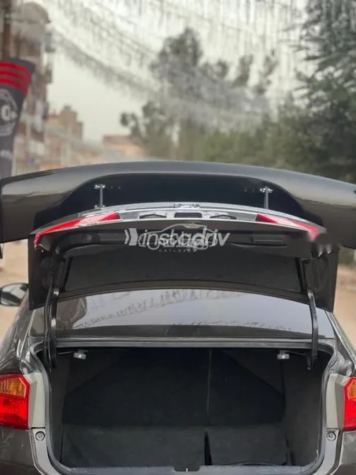 Honda City 2016 Eggplant Used for Sale - 7