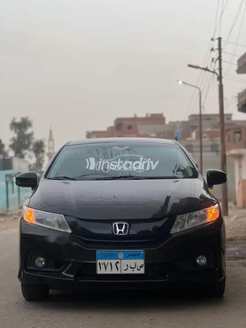 Honda City 2016 Eggplant Used for Sale - 10