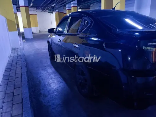 نيسان صنى 2016 أسود مستعملة للبيع - 3
