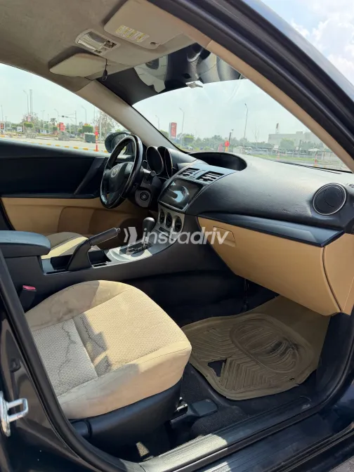 مازدا 3 2010 أبيض مستعملة للبيع - 2