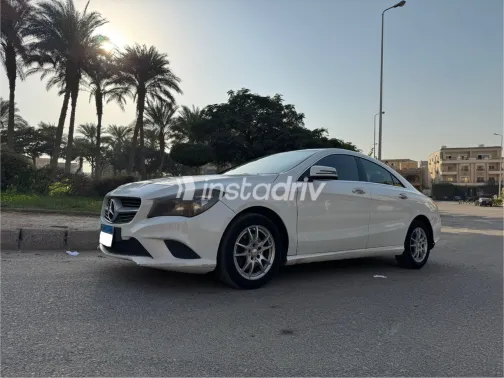 Mercedes CLA 180 2014 White Used for Sale - 2