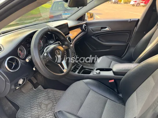 Mercedes CLA 180 2014 White Used for Sale - 10