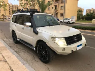 Mitsubishi Pajero 2011 White Used for Sale