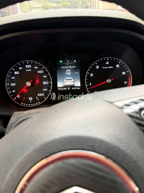 MG 5 2021 White Used for Sale - 6