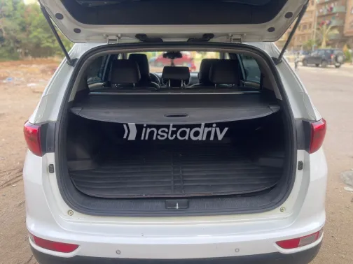 كيا سبورتاج 2018 أبيض مستعملة للبيع - 5