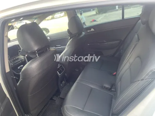 كيا سبورتاج 2018 أبيض مستعملة للبيع - 8