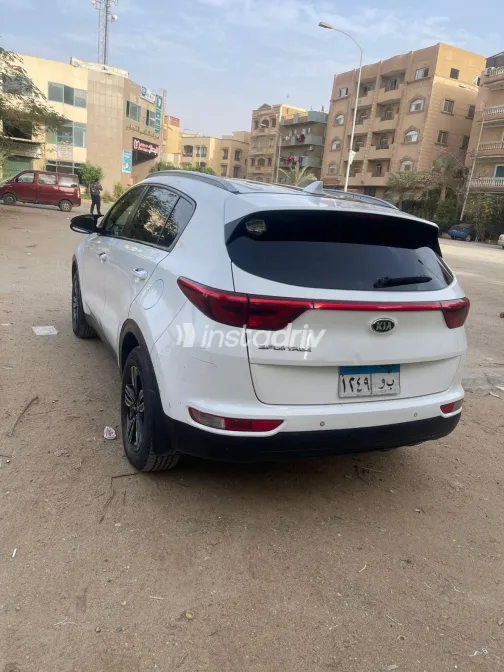 كيا سبورتاج 2018 أبيض مستعملة للبيع - 9