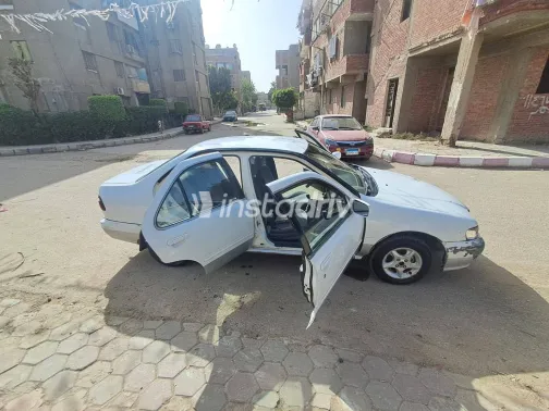 Nissan Sunny 2000 White Used for Sale - 2