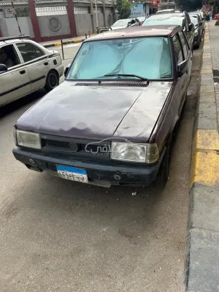 فيات شاهين 2000 أحمر غامق مستعملة للبيع