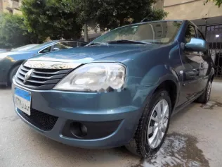 رينو لوجان 2012 رمادي مستعملة للبيع