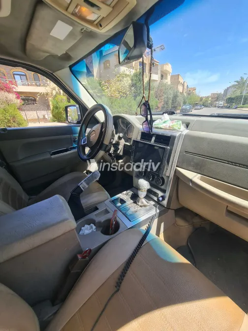 Jeep Cherokee 2008 White Used for Sale - 9