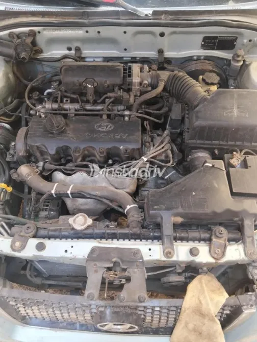 Hyundai Verna 2006 Cyan Used for Sale - 9