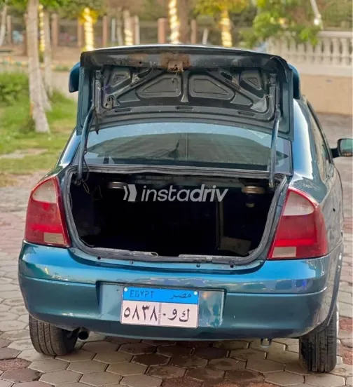 اوبل كورسا 2003 أزرق غامق مستعملة للبيع - 5