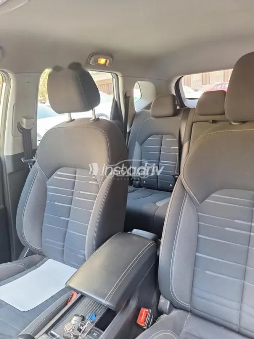 MG Rx5 2019 White Used for Sale - 2