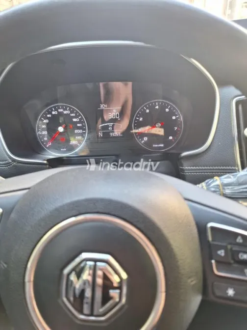 MG Rx5 2019 White Used for Sale - 8