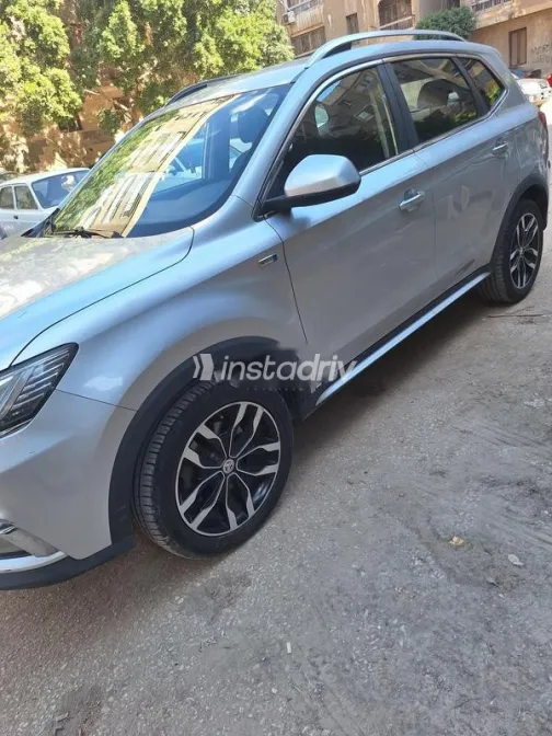 MG Rx5 2019 White Used for Sale - 9