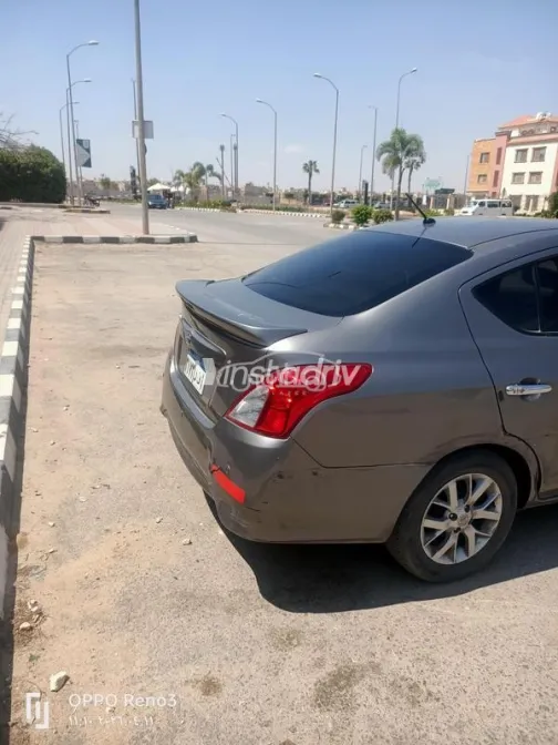 نيسان صنى 2020 أبيض مستعملة للبيع - 4