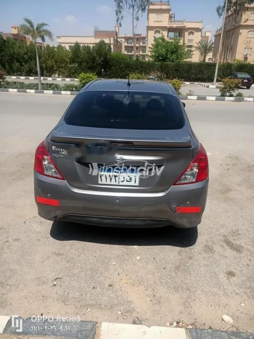 نيسان صنى 2020 أبيض مستعملة للبيع - 5