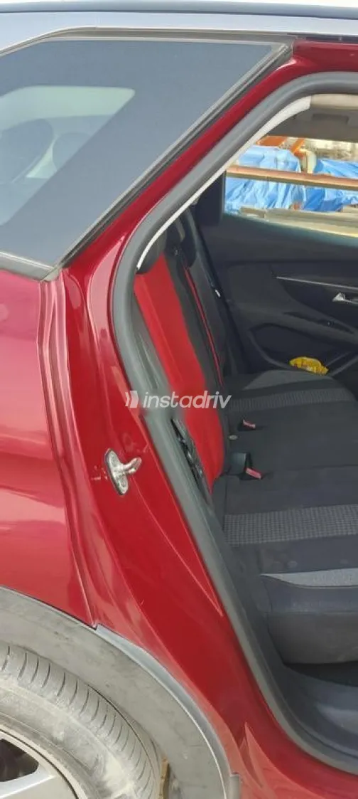 بيجو 3008 2019 أحمر مستعملة للبيع - 2