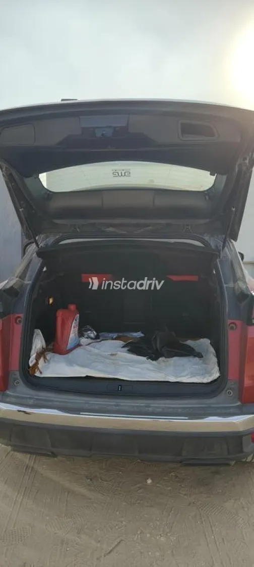 بيجو 3008 2019 أحمر مستعملة للبيع - 4