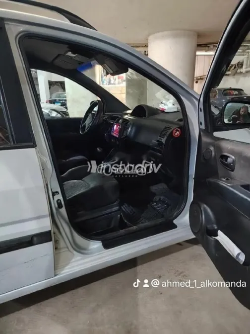 Hyundai Matrix 2002 Silver Used for Sale - 7