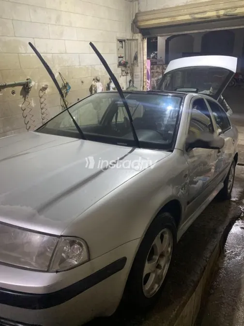 سكودا اوكتافيا A4 2002 رمادي مستعملة للبيع - 2