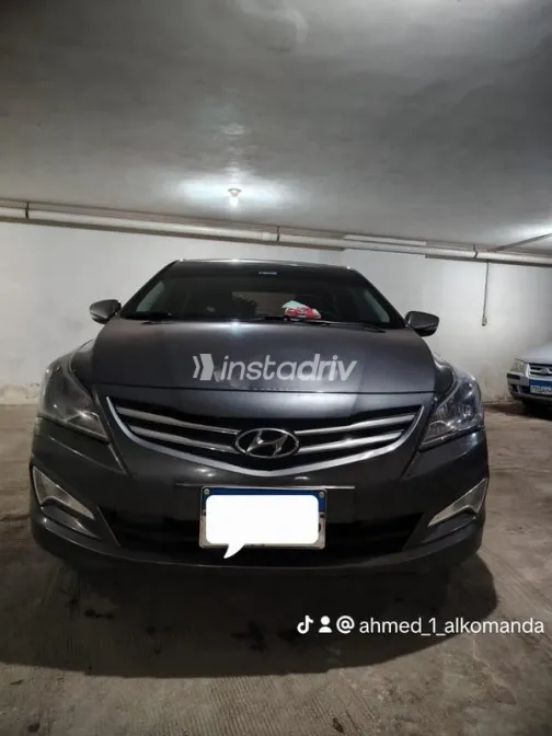 Hyundai Solaris 2016 White Used for Sale - 2