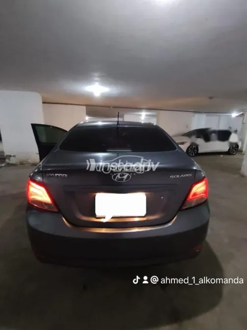 Hyundai Solaris 2016 White Used for Sale - 4