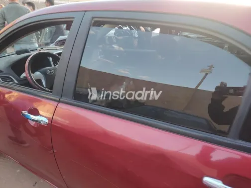 بى واى دى‬ F3 2023 أبيض مستعملة للبيع - 9