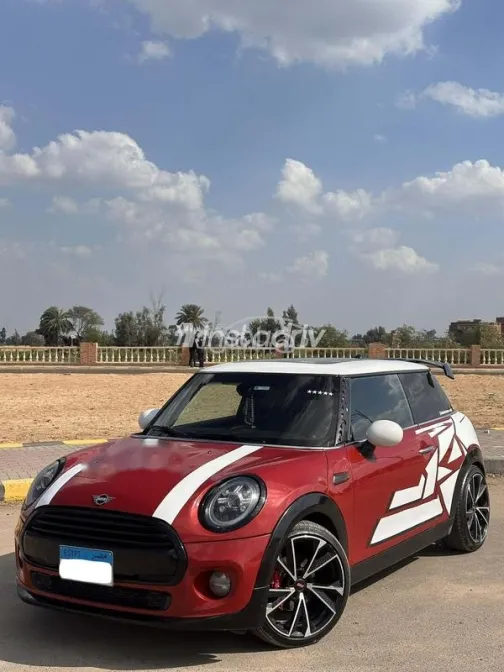 مينى كوبر 2014 أحمر مستعملة للبيع - 1