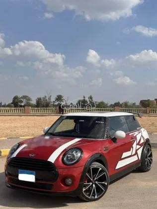 مينى كوبر 2014 أحمر مستعملة للبيع