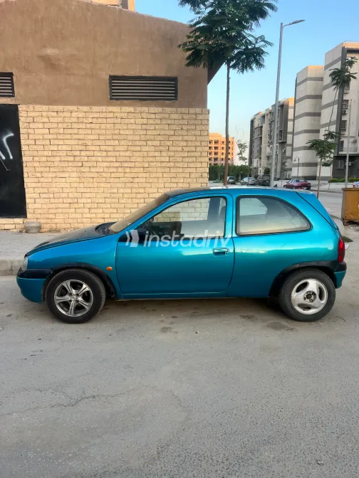 Opel Corsa 1994 White Used for Sale - 3