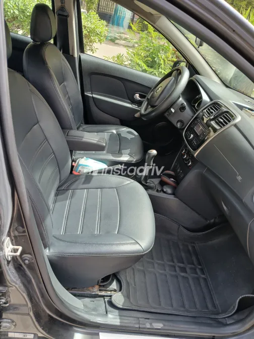 رينو لوجان 2016 أبيض مستعملة للبيع - 1