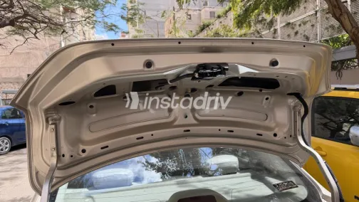 نيسان صنى 2016 ذهبي مستعملة للبيع - 9