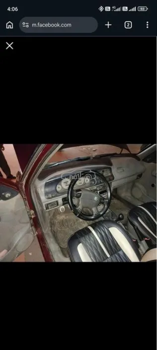 سكودا فيليشيا كومبي 2000 أحمر غامق مستعملة للبيع