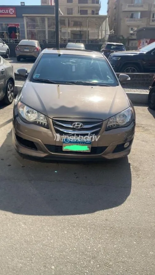 هيونداي إلنترا اتش دى 2019 أبيض مستعملة للبيع - 1