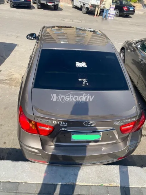 هيونداي إلنترا اتش دى 2019 أبيض مستعملة للبيع - 2