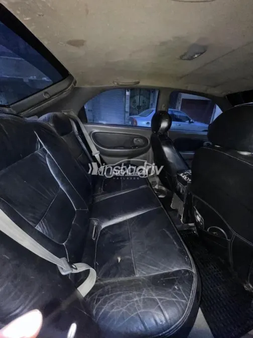 كيا شوما 1998 أسود مستعملة للبيع - 4